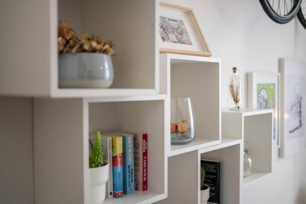 Superb 3 Bedroom & 3 Bathroom Duplex In Brussels City Centre Екстер'єр фото