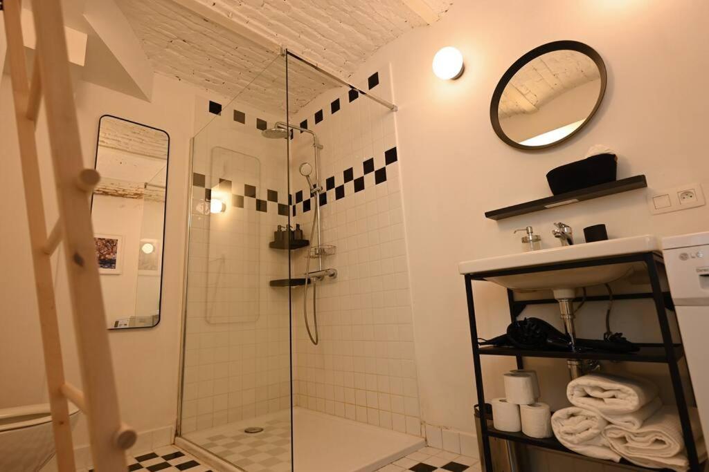 Superb 3 Bedroom & 3 Bathroom Duplex In Brussels City Centre Екстер'єр фото
