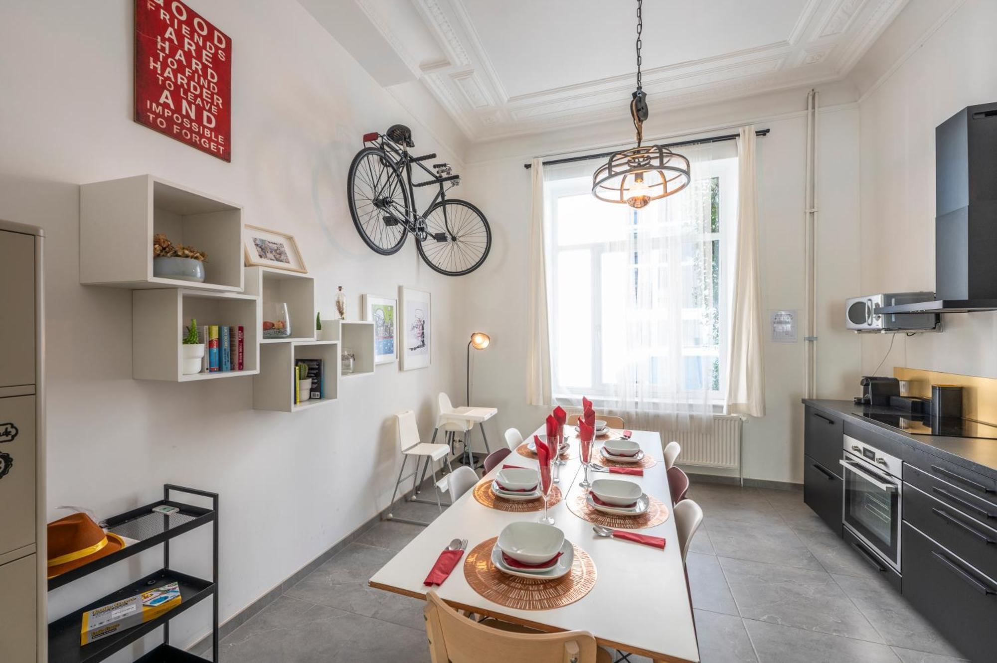 Superb 3 Bedroom & 3 Bathroom Duplex In Brussels City Centre Екстер'єр фото